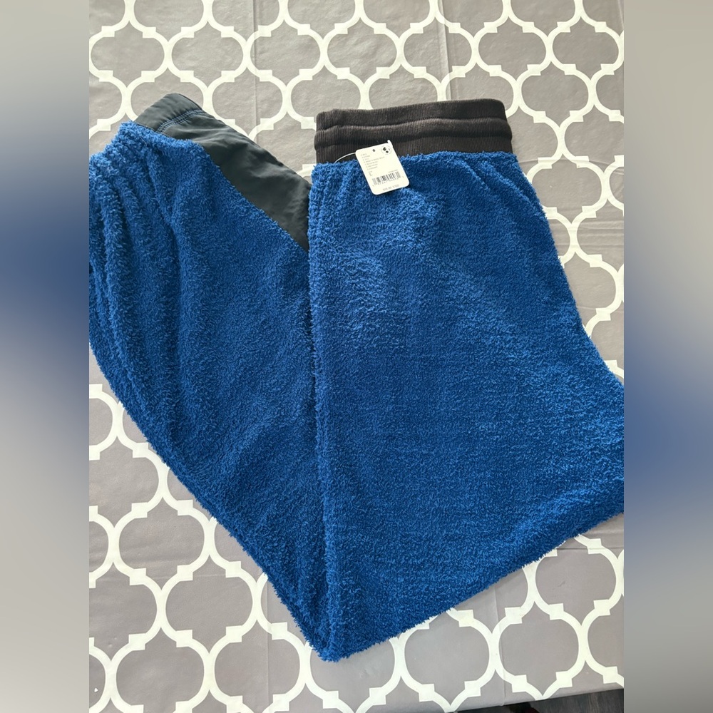FREE PEOPLE MOVEMENT Cuddle Up Fleece Jogger Pants Size Large NWT - Picture 2 of 9
